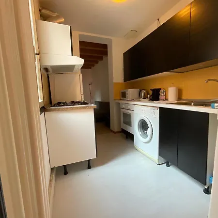 Welc-om Battisti Cozy Flat شقة