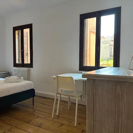 Welc-om Battisti Cozy Flat